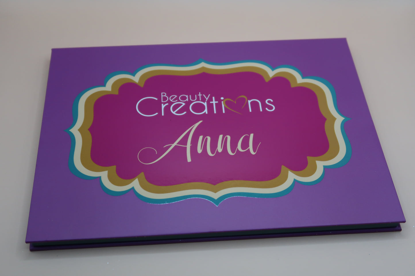 Anna Eyeshadow Palette