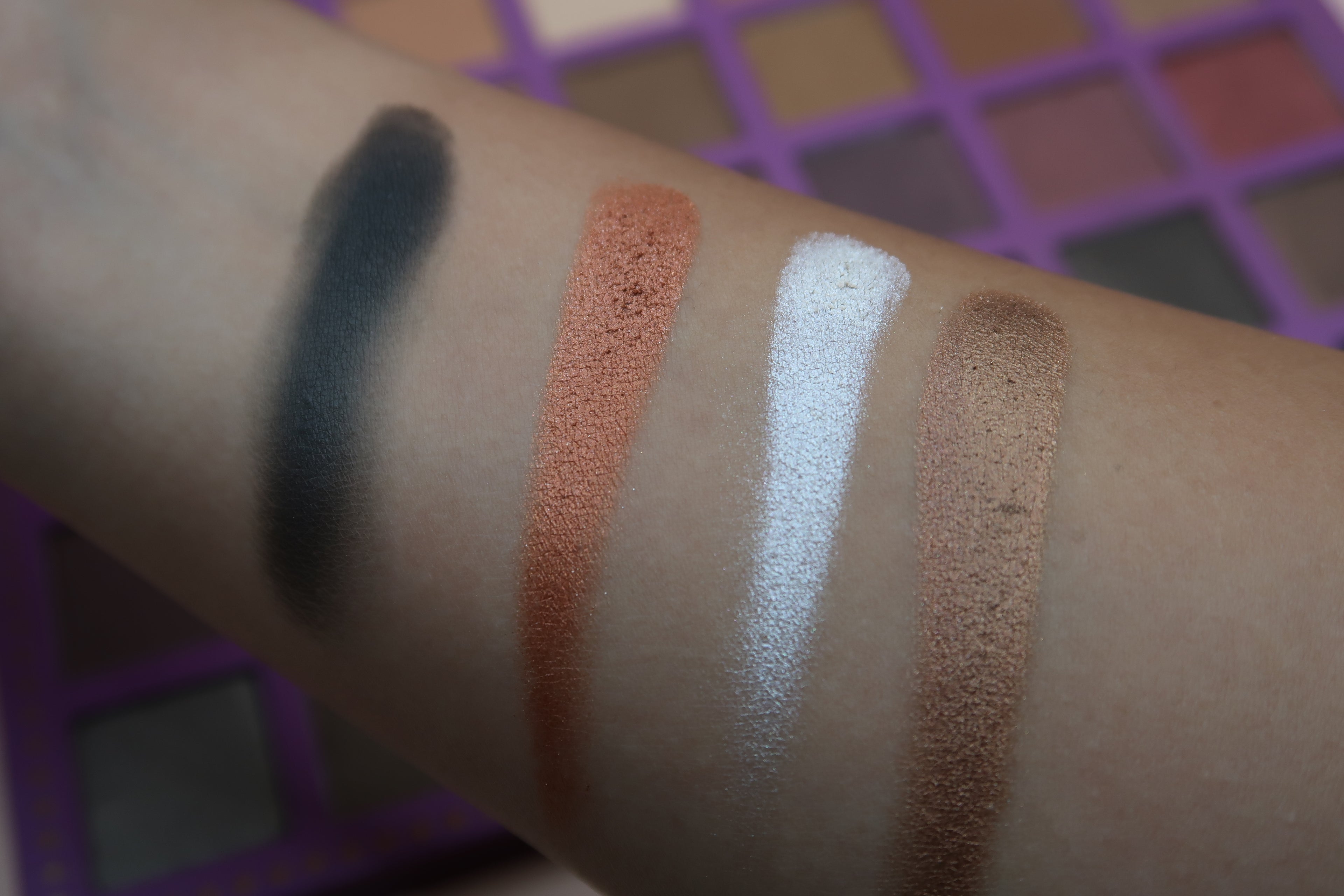 Valentina Eyeshadow Palette