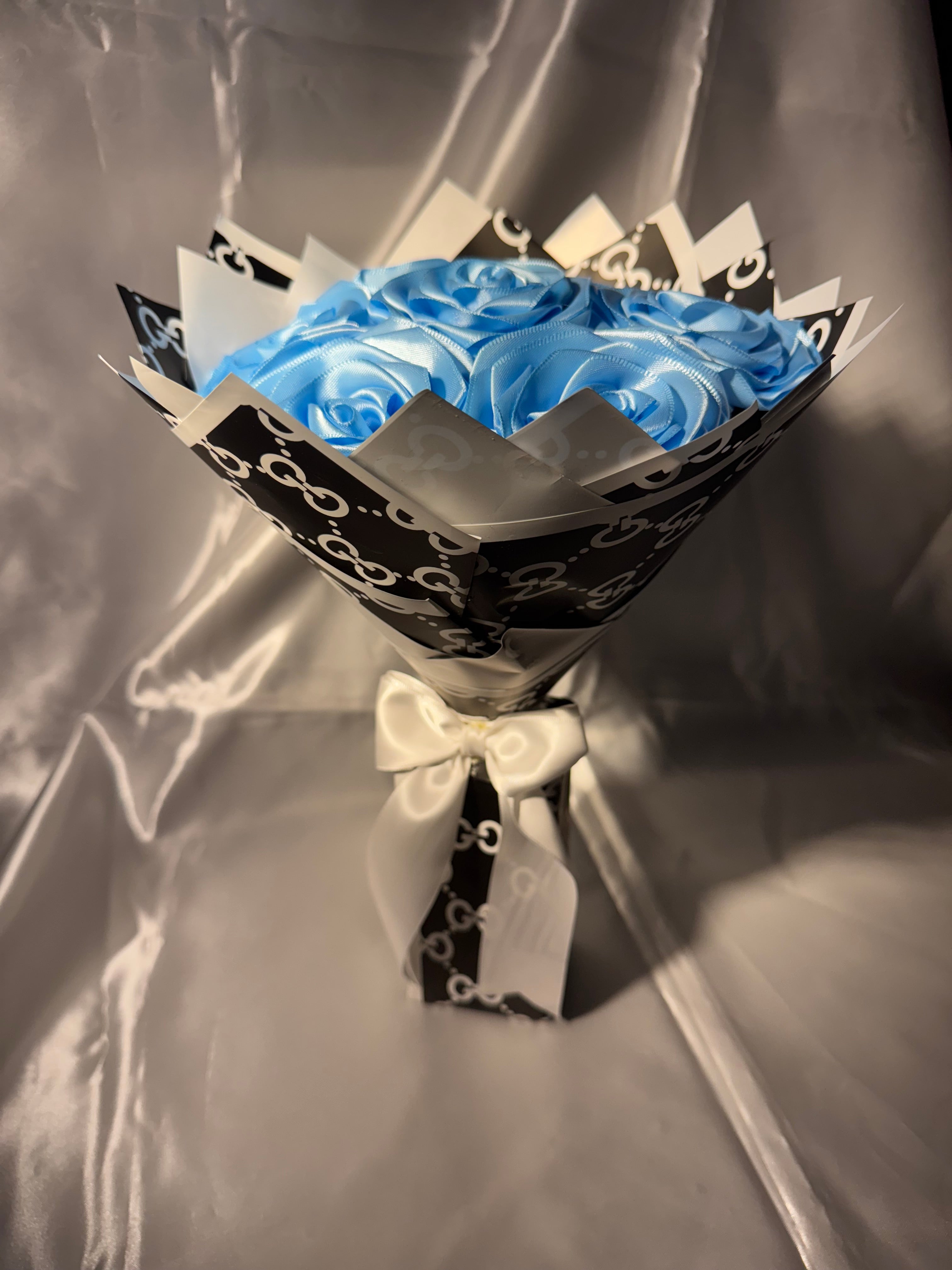 Sky Blue Eternal Rose Bouquet