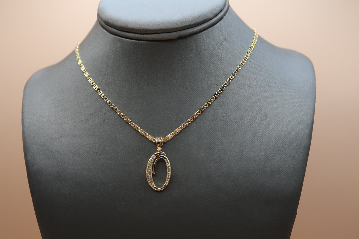 Cursive O Necklace