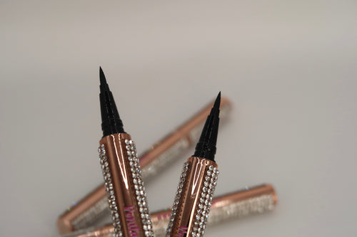 2 in 1 eyeliner lash glue ✨
