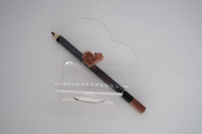 On The Go light brown lip liner 2