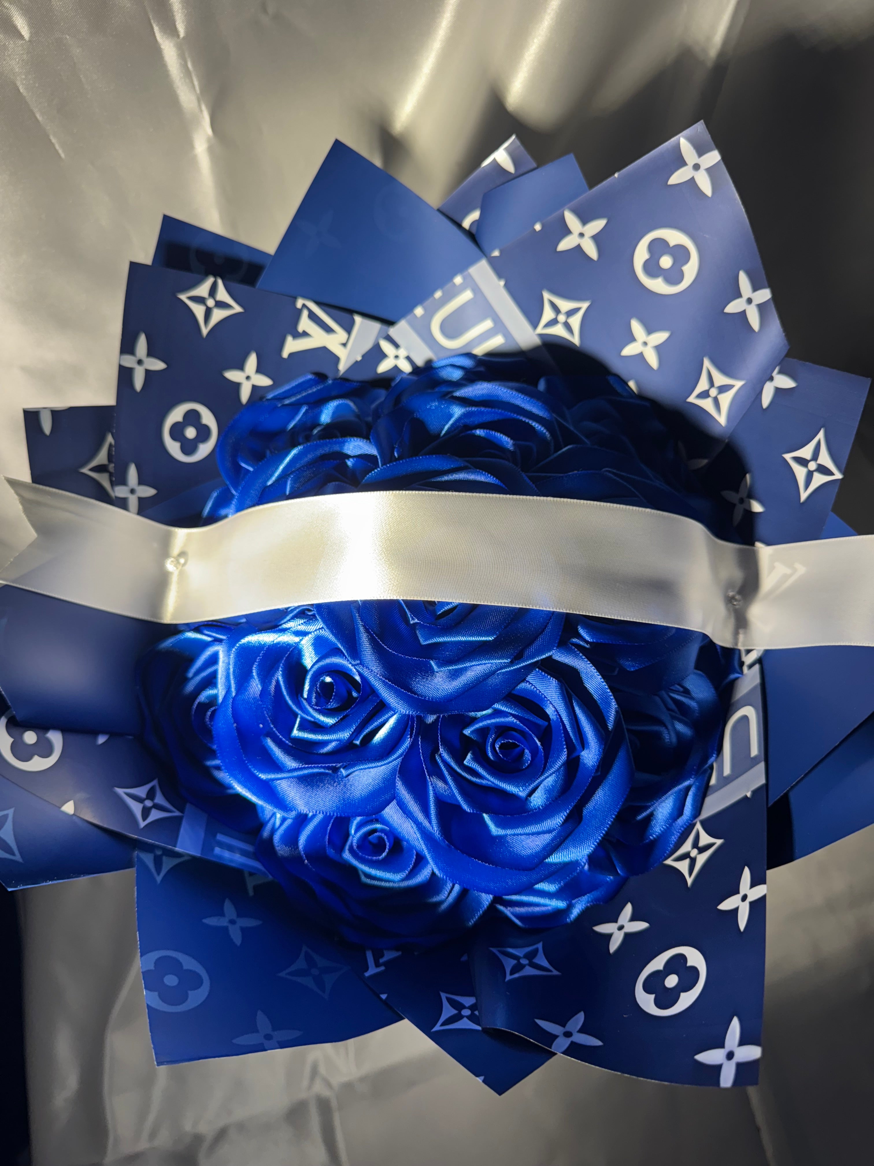 Dark Blue LV Eternal Rose Bouquet
