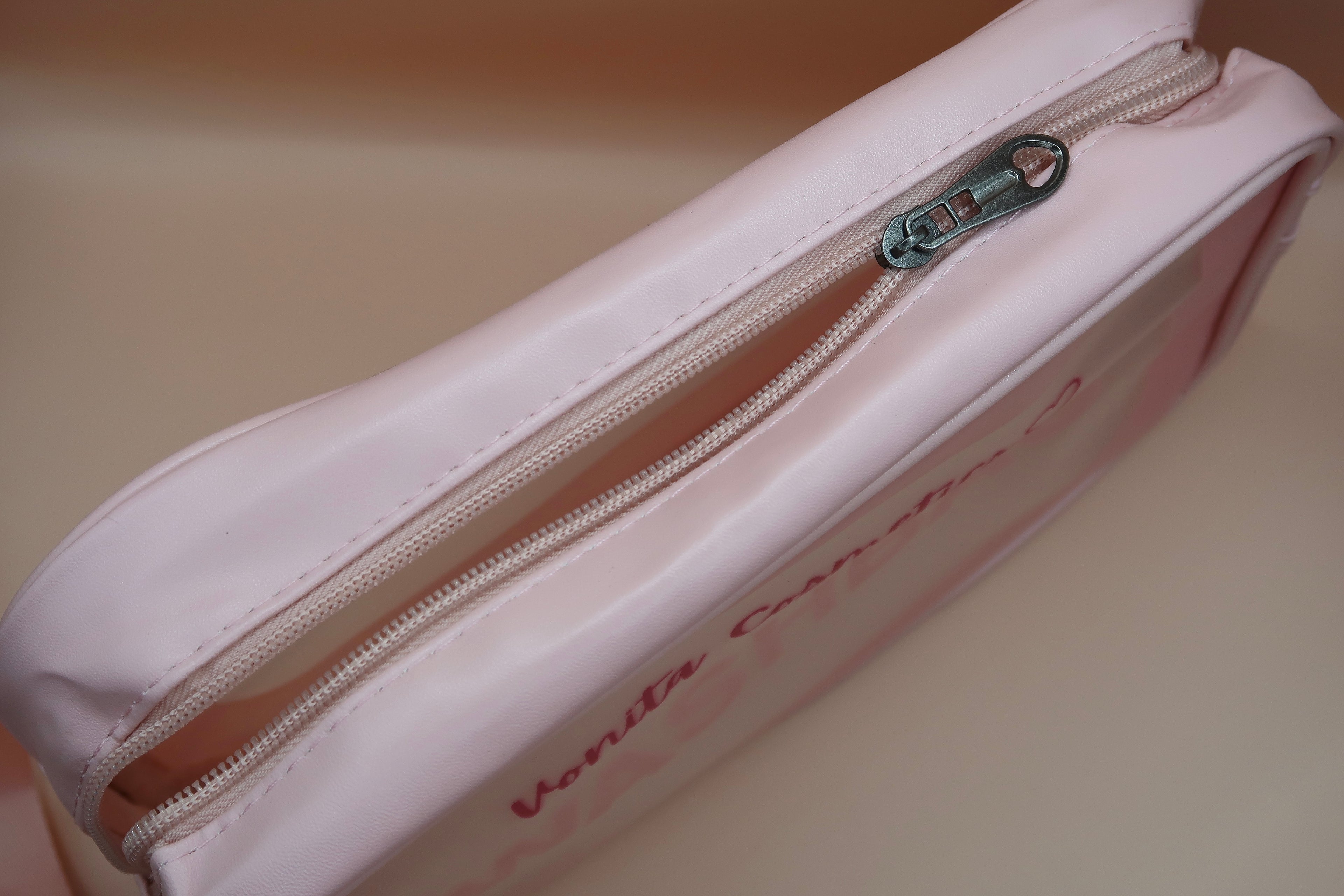 Vonita Travel bag