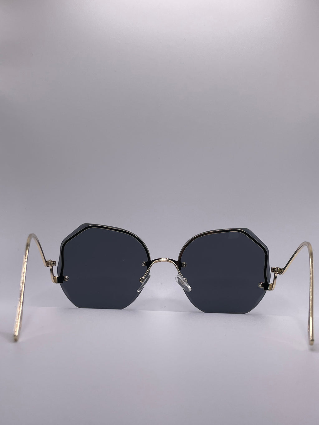 Vintage oversized sunglasses