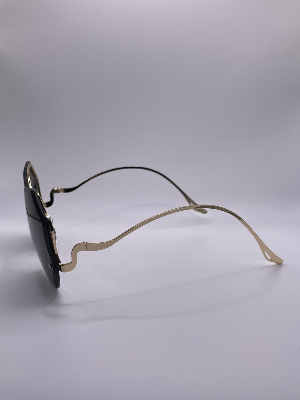 Vintage oversized sunglasses