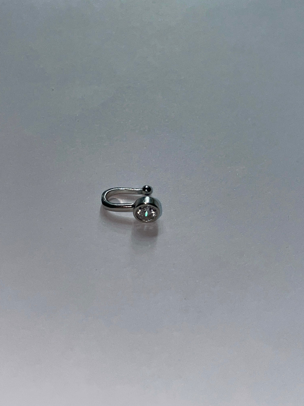 Round Diamond nose cuff ring