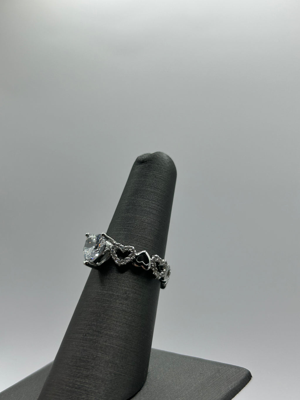 Hearts ring