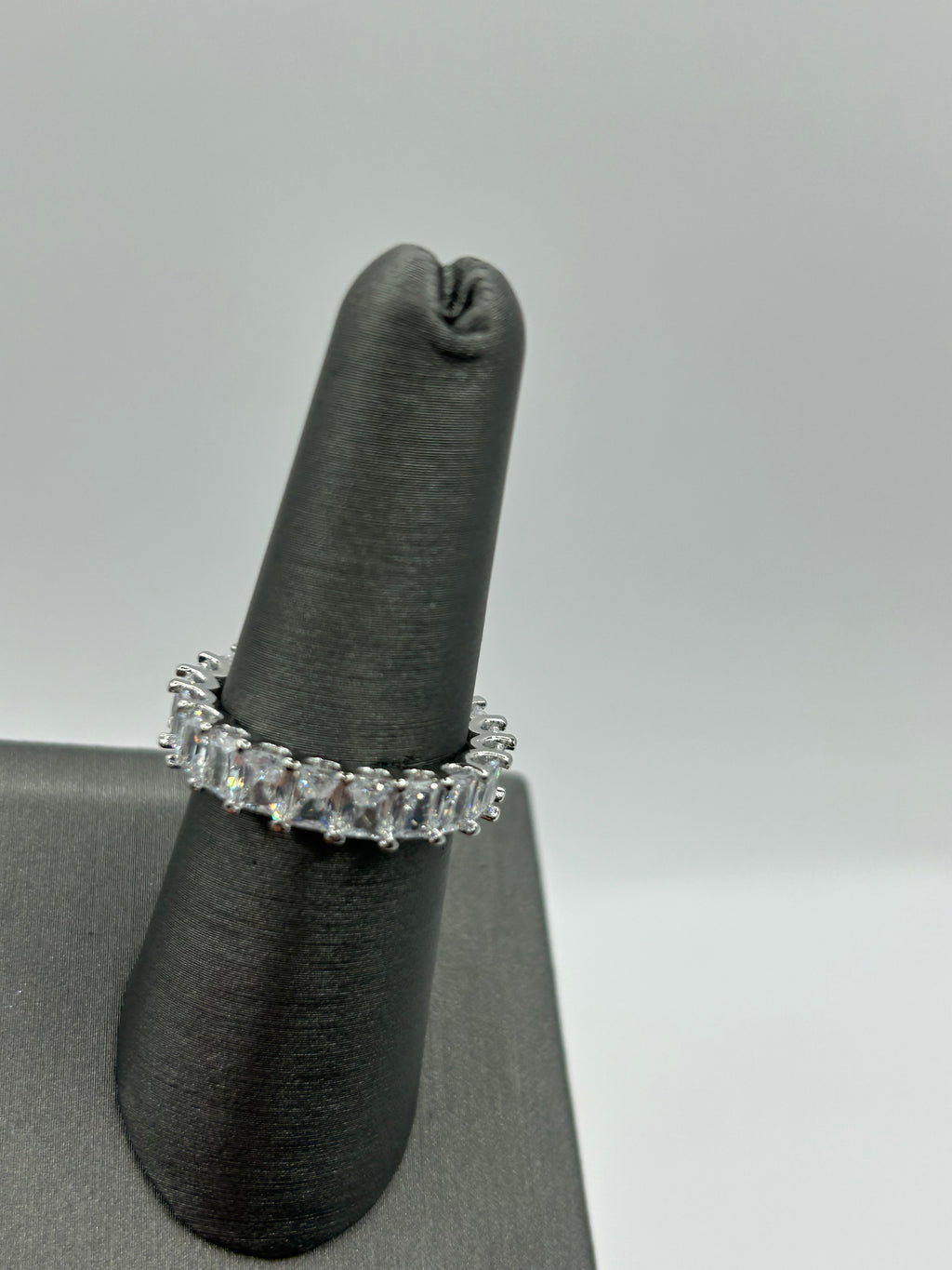 Icy Babe ring