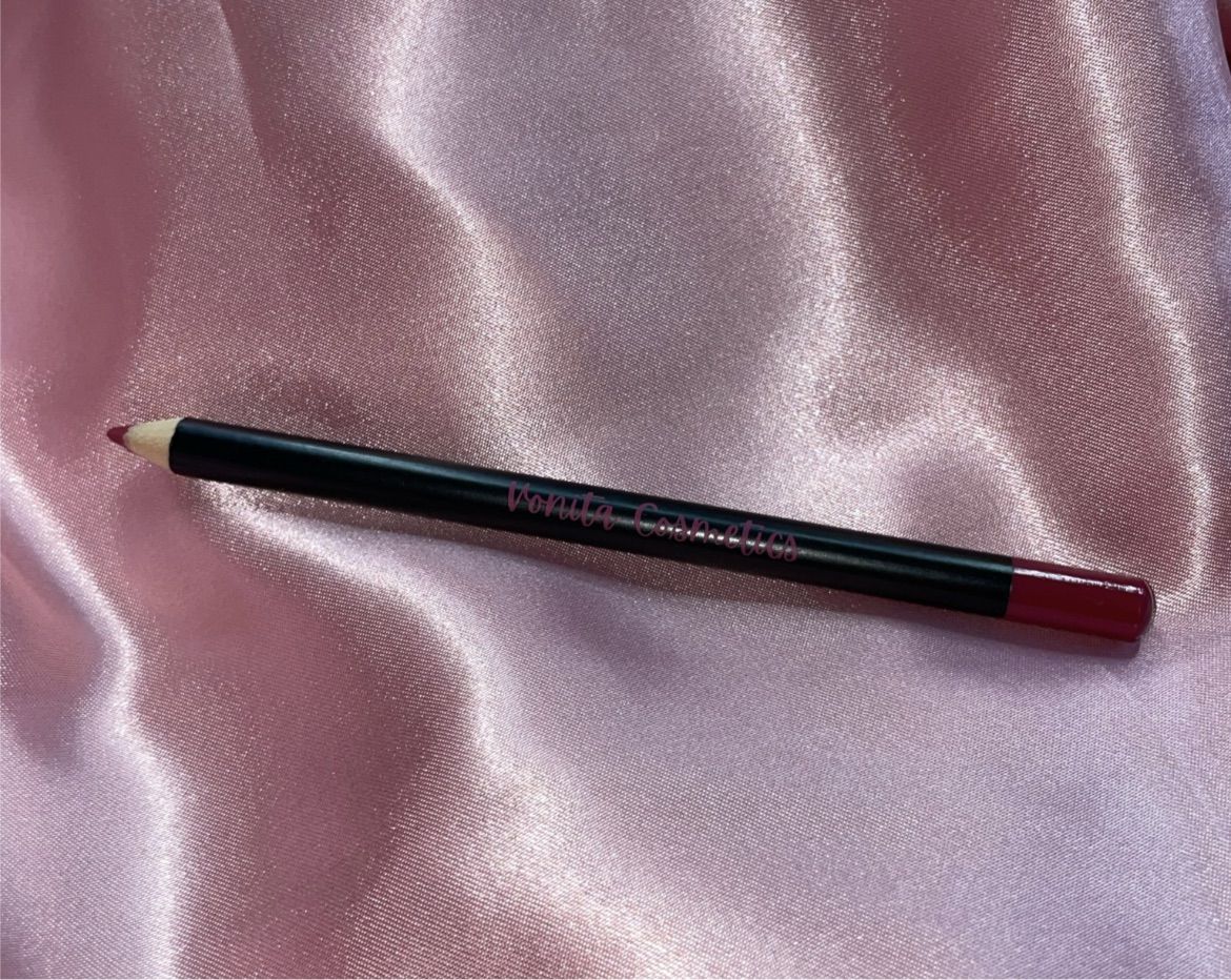 On a rush Violet Red lipliner