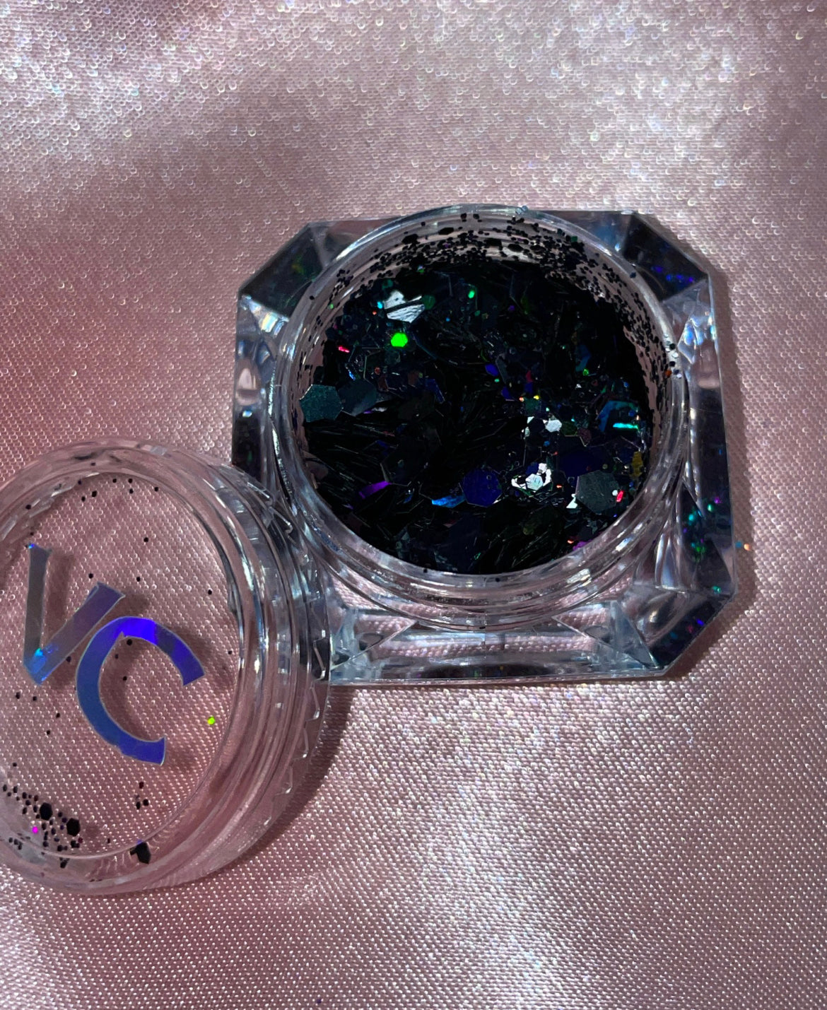 Black Holographic Loose Glitter 3